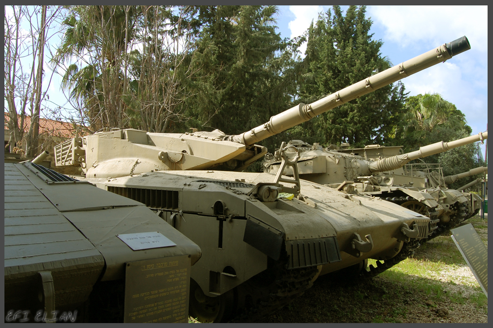 שורת טנקים מדגם מרכבה במוזיאון בתי האוסף של צה"ל - צילום: אפי אליאן