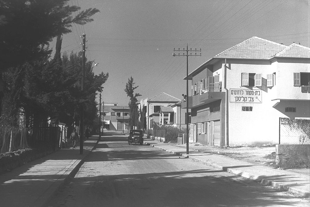 שכונה במושבת ראשון לציון - צולם ב-1937 - צילום: Zoltan Kluger
