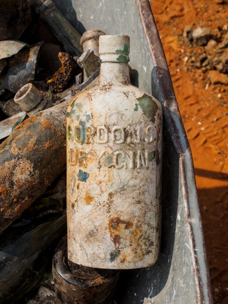 בקבוק גורדון דריי ג'ין, צילום אסף פרץ