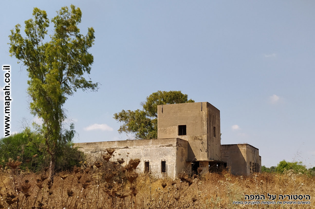 מבנה משטרת באטאני מדרום לצפון - צילום: אפי אליאן