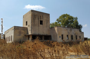 תחנת המשטרה הבריטית באטאני הסמוכה לבאר טוביה - צילום: אפי אליאן