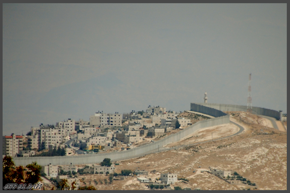 חומת ההפרדה במבט מתצפית מגדל ימק"א ירושלים - צילום: אפי אליאן