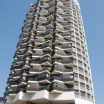 מגדל המגורים מעל קניון דיזנגוף - צילום: אפי אליאן