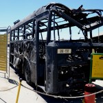 השלד המפויח של אוטובוס הדמים במוזיאון הרכב ההיסטורי - צילום: אפי אליאן