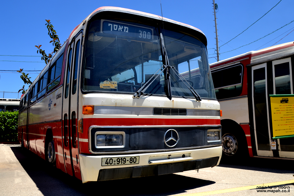 אוטובוס מדגם מרצדס O-303 מבין המאות ששירתו בכבוד בחברת אגד - צילום: אפי אליאן
