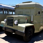 אוטובוס ממוגן ירי ששוחזר לפי תוכניות ממלחמת העצמאות - צילום: אפי אליאן