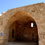 מבט מצפון לדרום לעבר ההיכל המזרחי של קבר השיח