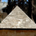 פירמידת הראש של קבר יאסון בירושלים