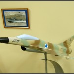 דגם מטוס לביא בביתן האחמים