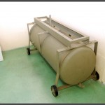 מדחס אשר שימש כסליק לאכסון כלי נשק ותחמושת