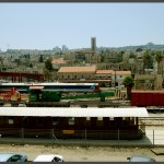 הכלים המוצגים במוזיאון, מבנה התחנה והנוף מאחור של חיפה