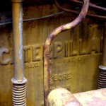 מנוע הקטרפילר אשר הפעיל את משאבת המים שהותקנה במקום בשנת 1947