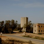 בית הבטחון ומגדל המים של קיבוץ בארי הראשון