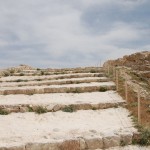 המדרגות העולות לחומה העליונה של ההרודיון