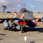 מטוס F16D של חיל האויר הישראלי בתצוגה זמנית במוזיאון חצרים