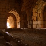 האולם מתחת למגדל המזרחי של מצודת נמרוד