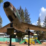 חזית מטוס המיסטר בגן הבנים בעיר רחובות - לזכרו של סגן חיים הולצמן