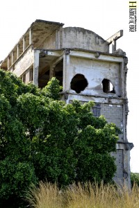 בניין מפקדת חסן סלמה בבאר יעקב - צילום: אפי אליאן