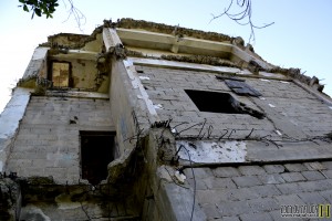 בניין מפקדת חסן סלמה בבאר יעקב - צילום: אפי אליאן