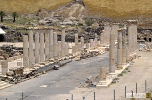 רחוב פלאדיוס ממבט גבוה באמפיתאטרון