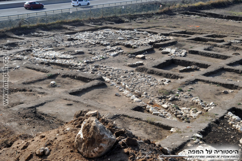 שדרת רחובות בצד הדרום מזרחי עין אסור