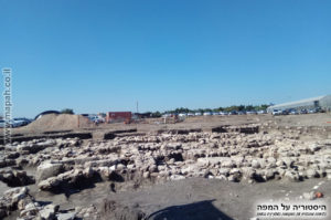 אגן חצוב מאבן אחת ב"מקדש" מונולית