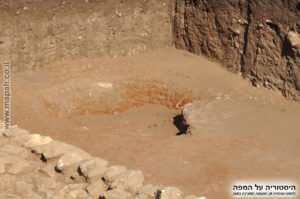 מתקן בנוי בצד הצפון מערב עין אסור