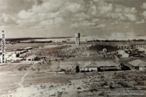 קיבוץ יד מרדכי בשנות ארבעים ובמרכזו מגדל המים - רפרודוקציה מוזיאון יד מרדכי