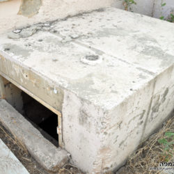 פתח יציאת החירום מהמרתף - לא קיים בשרטוטים המקוריים - צילום: אפי אליאן