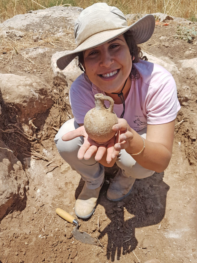 החפירה בגלאון בהשתתפות עשרות בני נוער ומתנדבים.צילום סער גנור