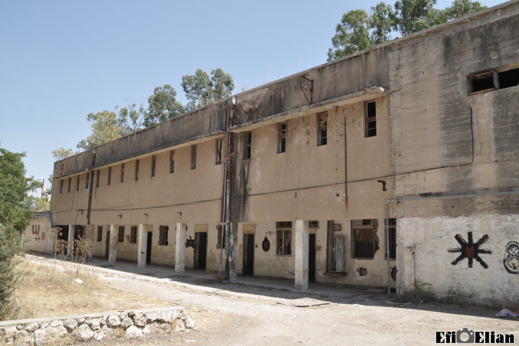 בניין דרומי במשטרת בית גוברין הקומה השניה מהדופן הפנימית - צילום: אפי אליאן