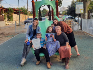 צבי בן דוד ומשפחתו - צילום: אורן שמואלי