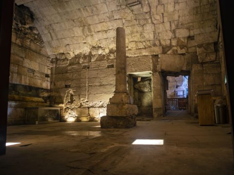 שרידי המבנה המפואר מלפני 2000 שנה שנחשפו ויוצגו לציבור - צילום: יניב ברמן