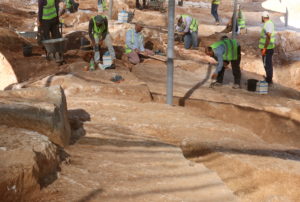 מחצבה קדומה בלב איזור התעשיה הר חוצבים ירושלים - צילום: שי הלוי