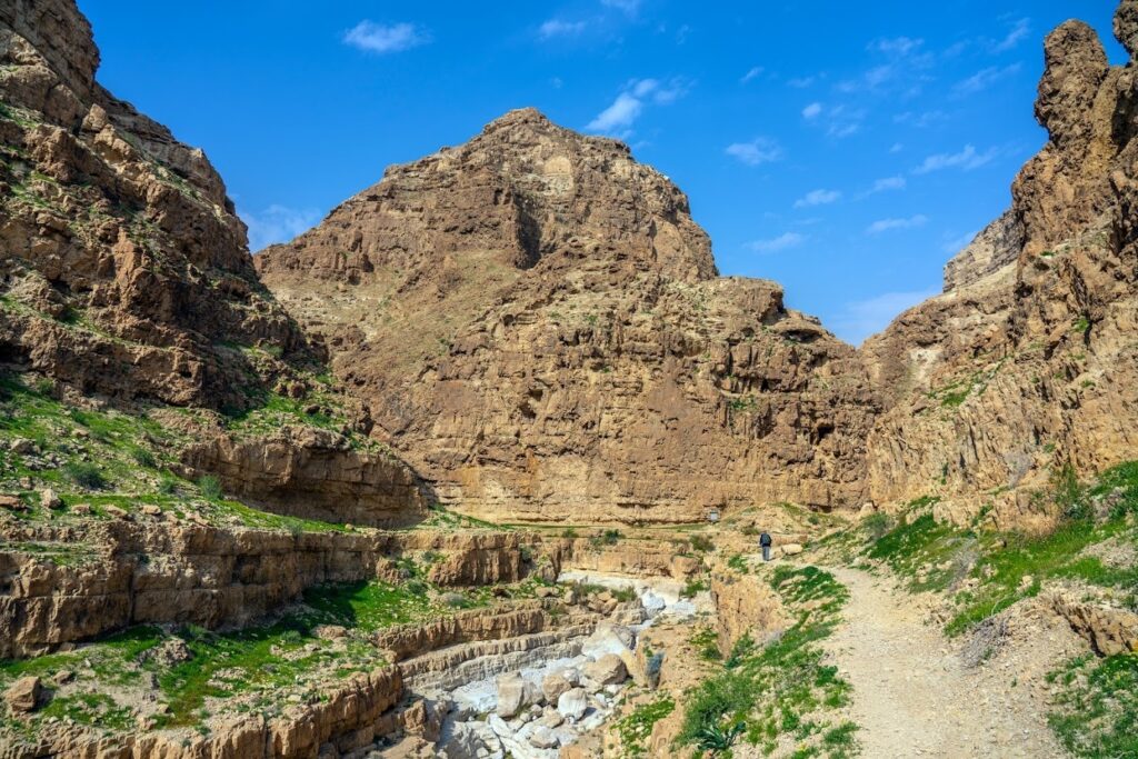 הדרך אל מערות מורבעת, כאן תתקיים חפירת הציבור במרץ הקרוב. צילום יניב ברמן רשות העתיקות