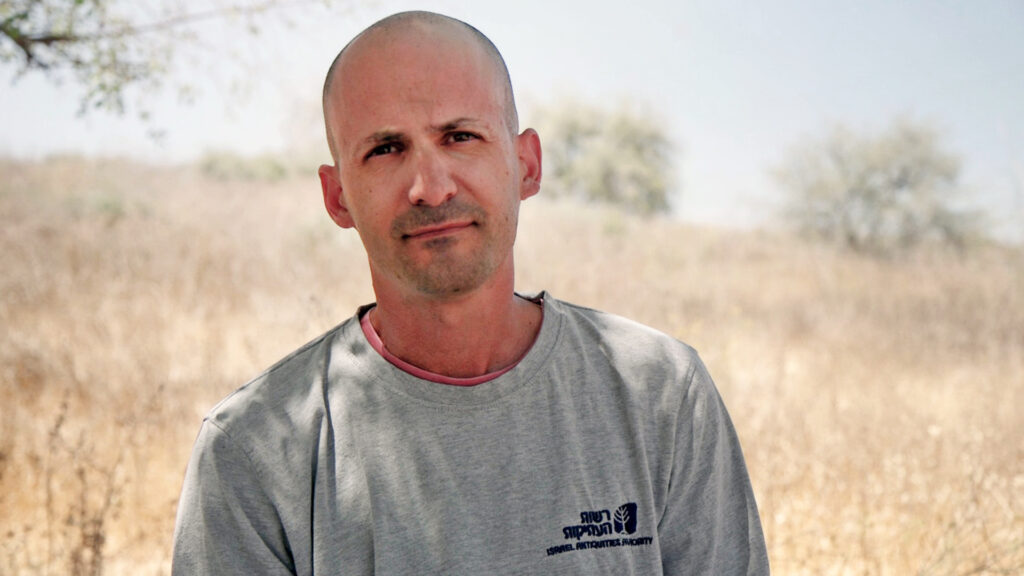ד"ר גלעד יטאח מנהל החפירה. צילום אמיל אלג'ם