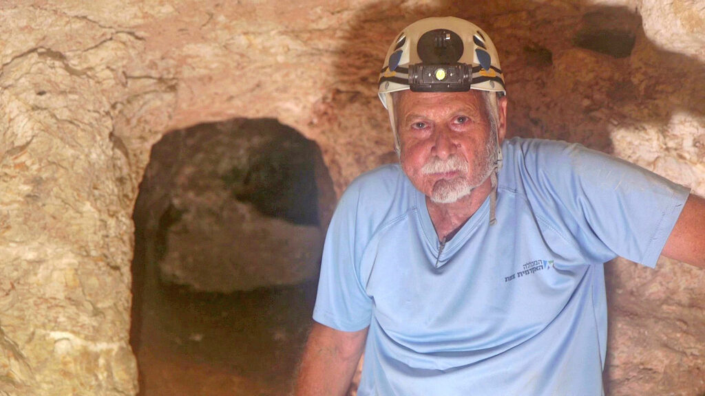 פרופ ינון שבטיאל מהמכללה האקדמית צפת צילום אמיל אלגם