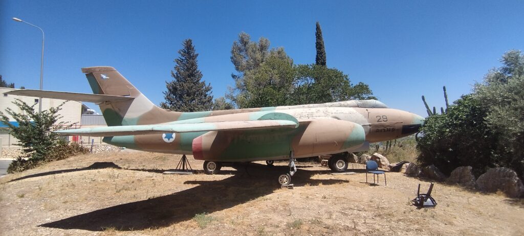 פינת המטוס, הווטור מכפר גלעדי - צילום: אפי אליאן
